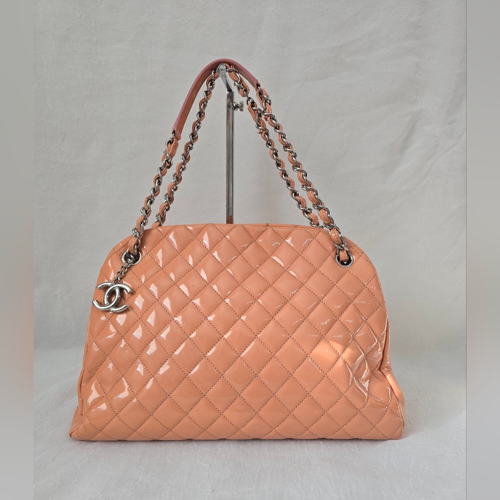 CHANEL Mademoiselle Patent Quilted Bag